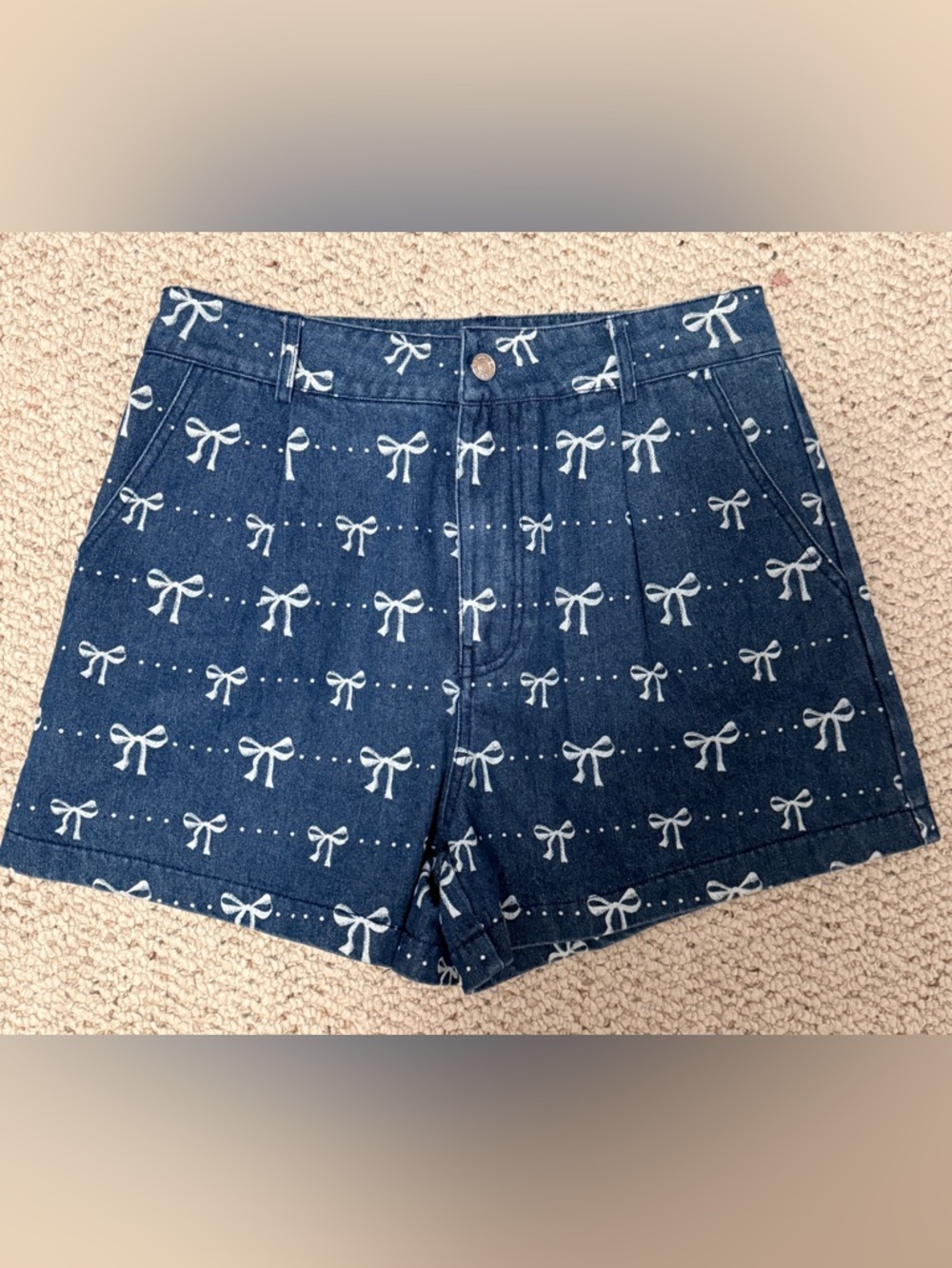 Entro Bow Print Denim Shorts High Waist Blue White NWT Medium